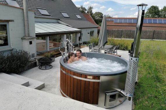 Hot-tub-bain-nordique-Deluxe-(179)-AI