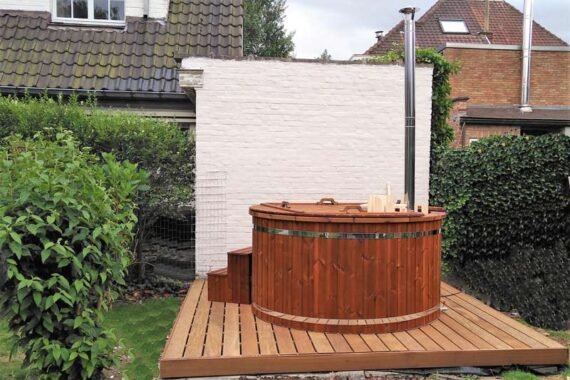 Hot-tub-plastic-bain-nordique-plastique-(1)