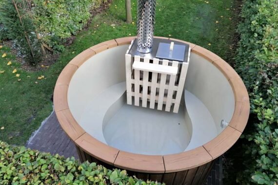 Hot-tub-plastic-bain-nordique-plastique-(100)