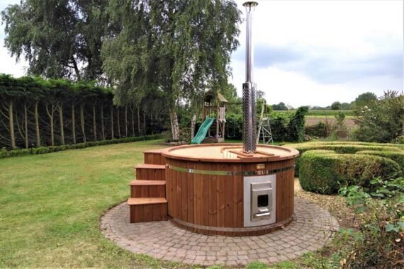 Hot-tub-plastic-bain-nordique-plastique-(125)