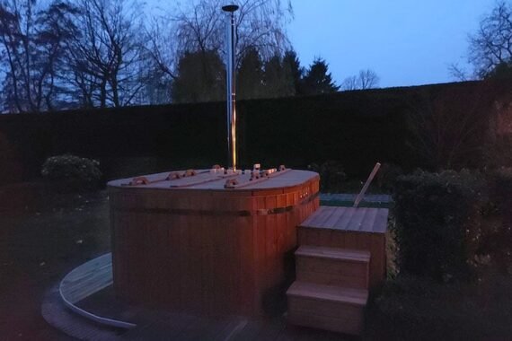 Hot-tub-plastic-square-bain-nordique-plastique-carre-(16)