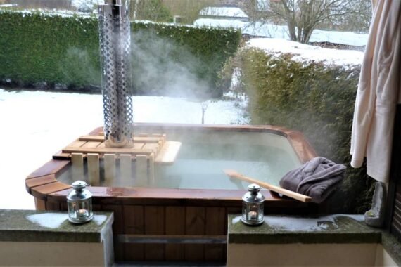 Hot-tub-plastic-square-bain-nordique-plastique-carre-(6)