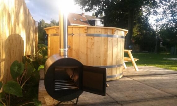 Hot-tub-wooden_bain-nordique-tout-en-bois-(8)