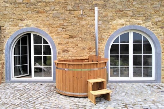 Hot-tub-wooden_bain-nordique-tout-en-bois-(80)