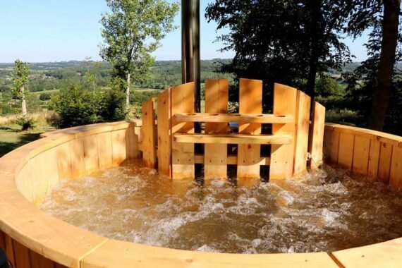 Hot-tub-wooden_bain-nordique-tout-en-bois-(90)