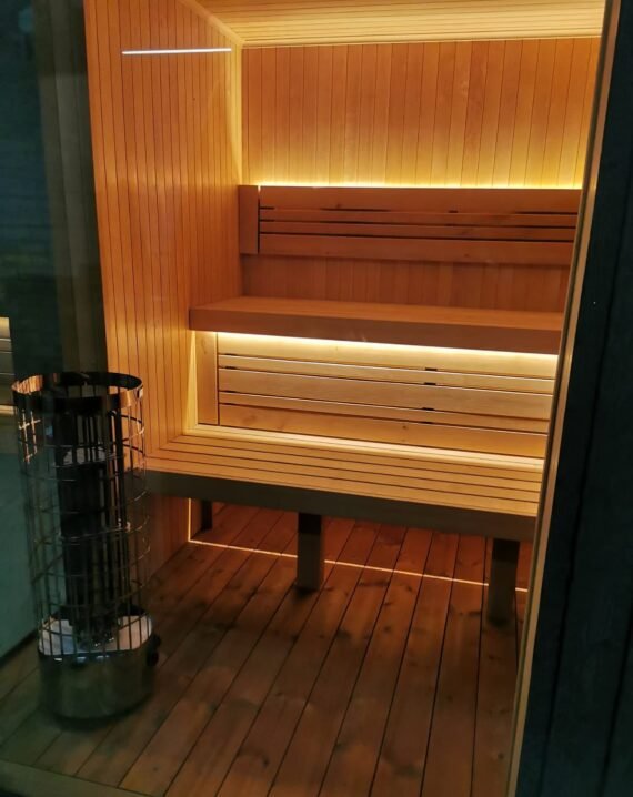 Glass cube sauna (2)