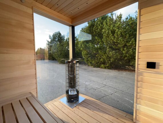 Glass cube sauna (6)